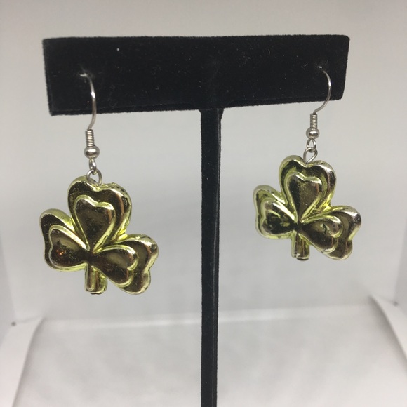 ☘️ VINTAGE THREE LEAF CLOVER EARRINGS - Picture 2 of 4